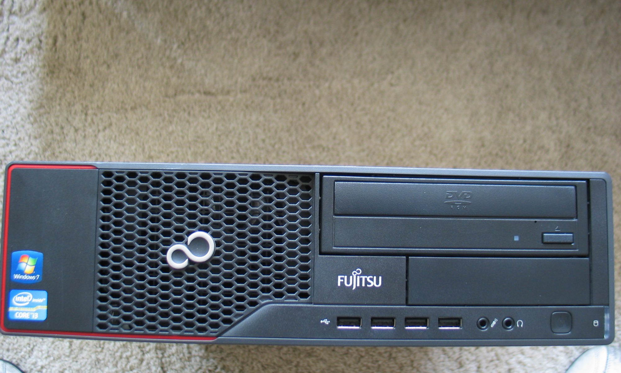 Fujitsu Esprimo E710 E90+ Desktop